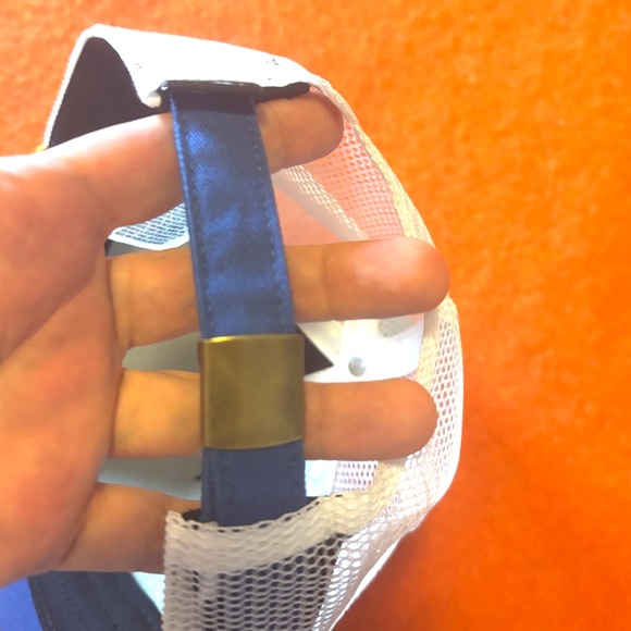 Vans white, blue and yellow unisex Sixty Sixers trucker cap hat NWT - Picture 6 of 7